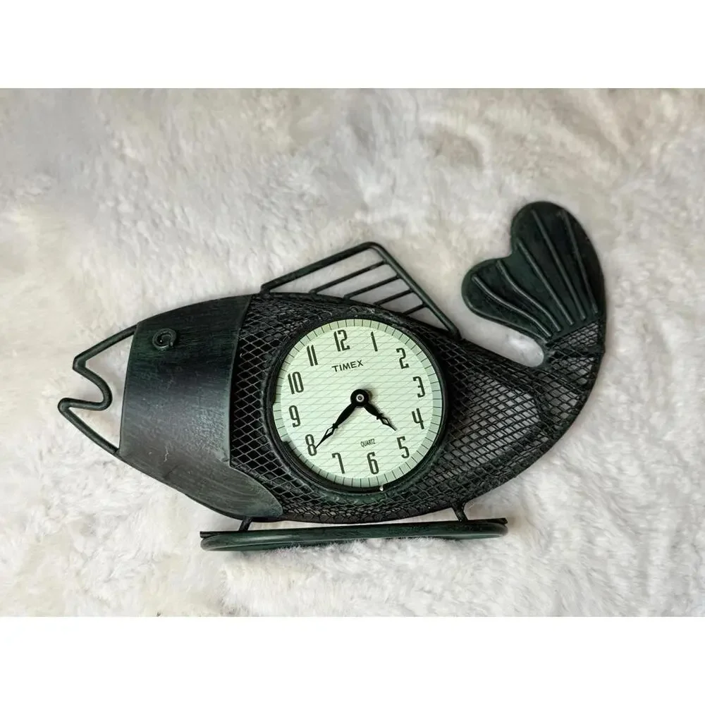 Rare Timex Metal Fish Clock - Picture 4 of 9